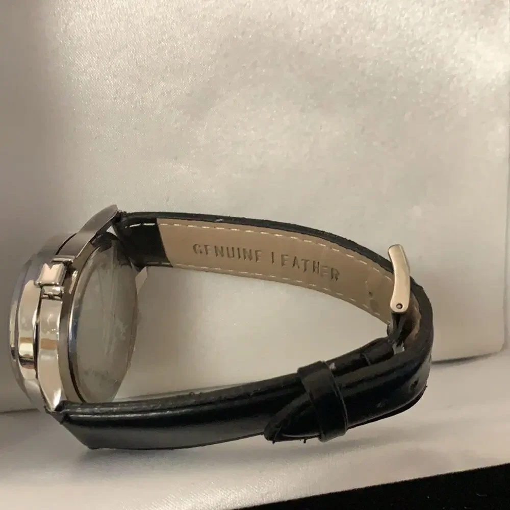 NWOT FRED BELAY UNISEX WATCH GENUINE LEATHER‎ BAND DIAMONDS DETAILS